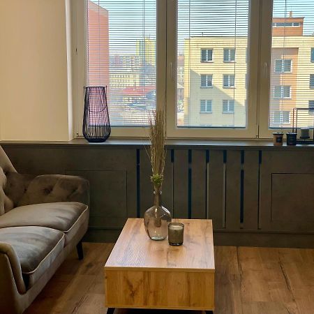 Luxusni Nove Zrekonstruovany Apartman 2Kk - 47M2 - Ostrava Centrum Luaran gambar
