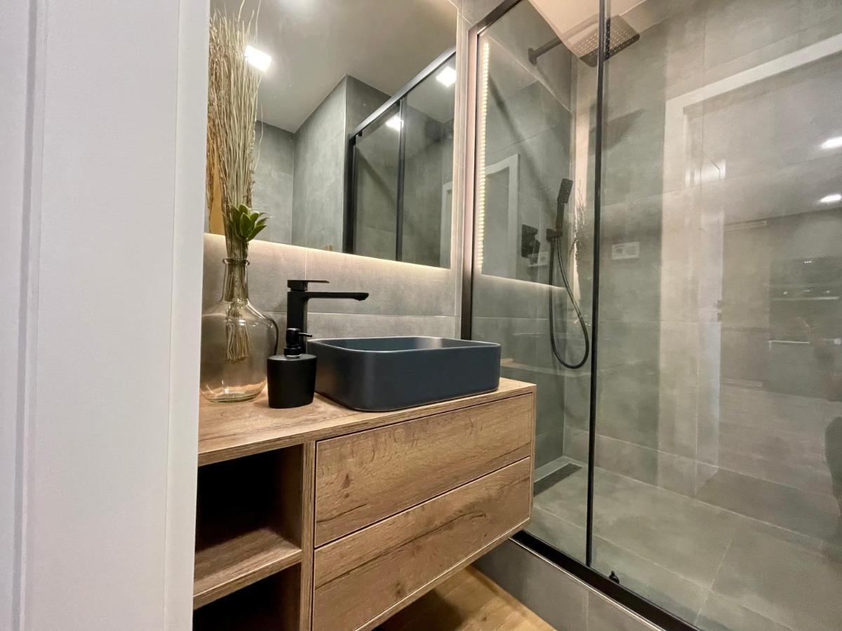 Luxusni Nove Zrekonstruovany Apartman 2Kk - 47M2 - Ostrava Centrum Luaran gambar
