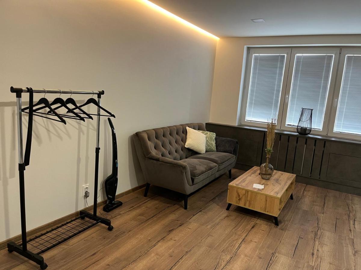 Luxusni Nove Zrekonstruovany Apartman 2Kk - 47M2 - Ostrava Centrum Luaran gambar